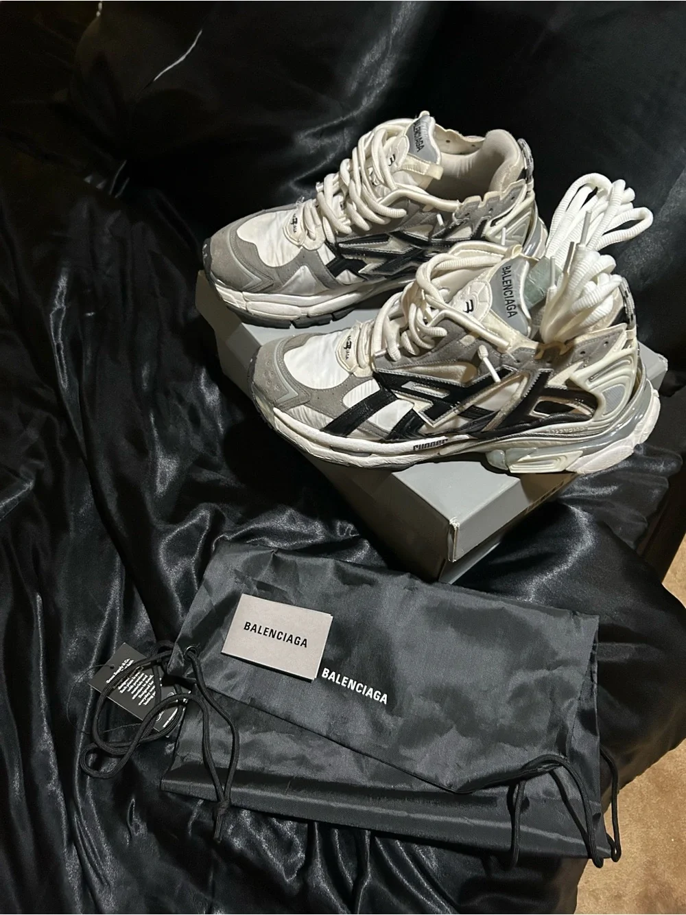 Balenciaga Runner Sneaker in White, Gray & Black - Picture 2 of 5